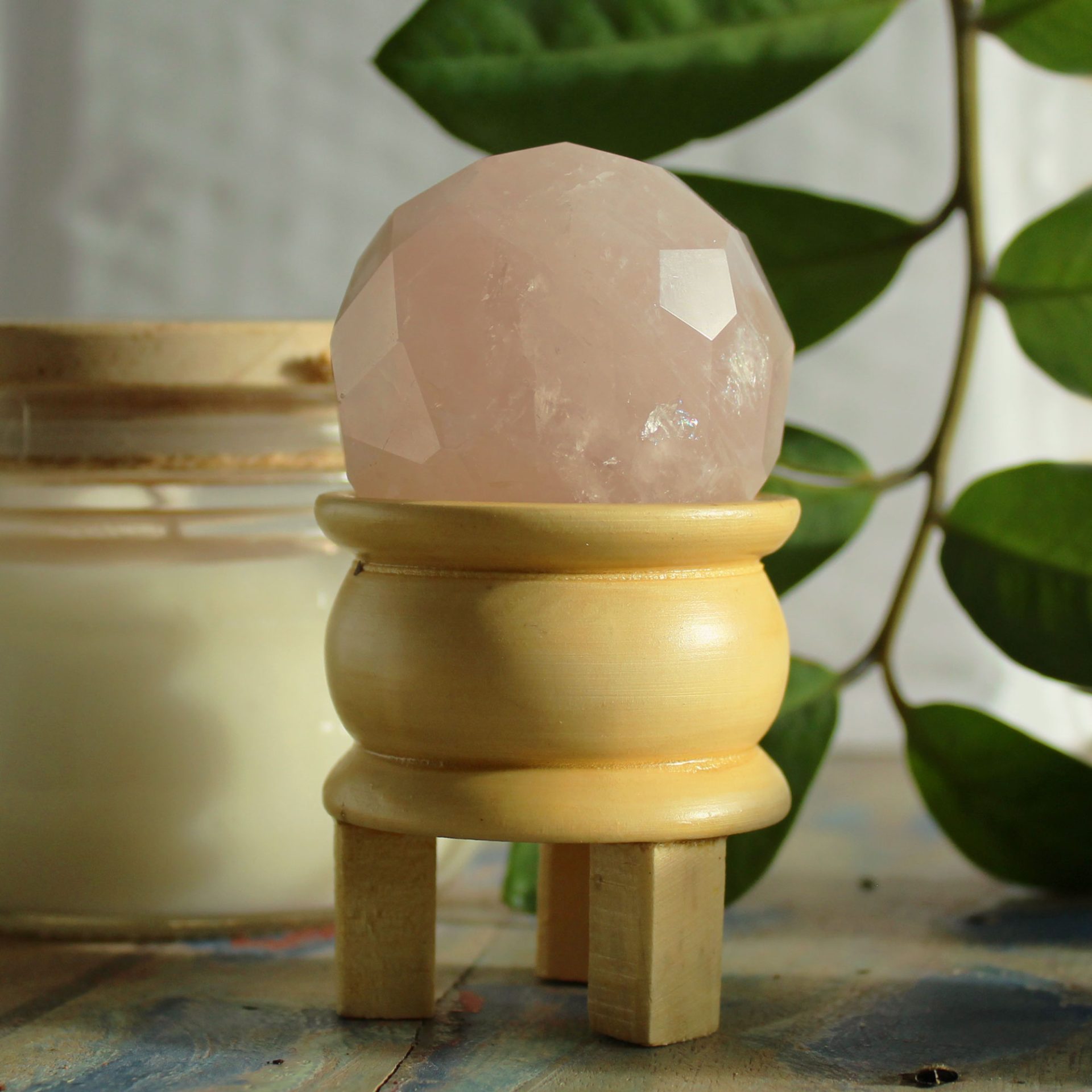 Bola Curativa de Piedras Preciosas y soporte - Cuarzo rosa - Imagen 4